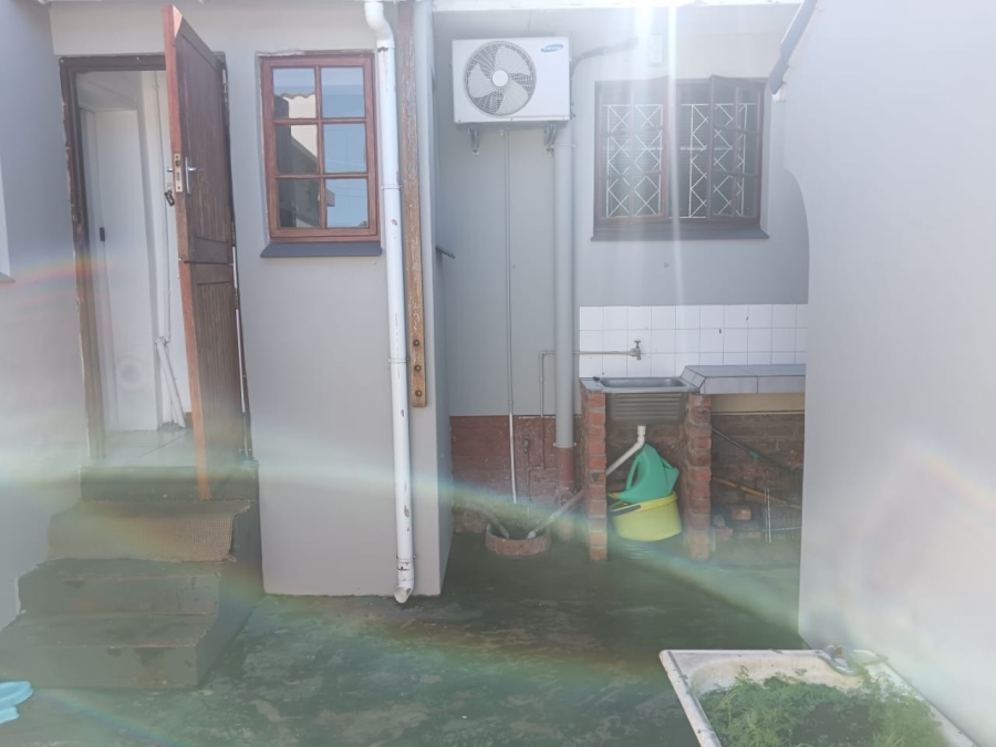 3 Bedroom Property for Sale in Beacon Bay North Eastern Cape